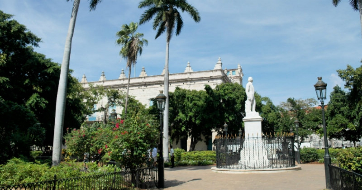 Plaza de Armas donde nació La Habana CubaConecta 🇨🇺 Plaza de Armas donde nació La Habana CubaConecta 🇨🇺